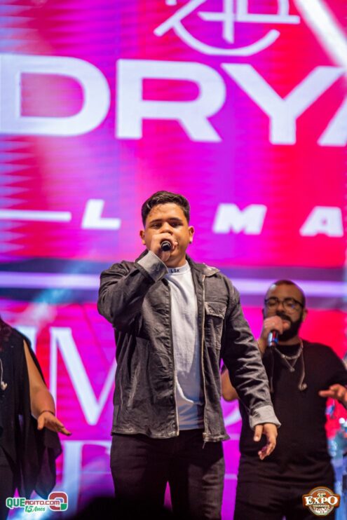 DSC_3989 Mari Fernandez leva o público ao delírio na segunda noite da Expo Teixeira 2025 243