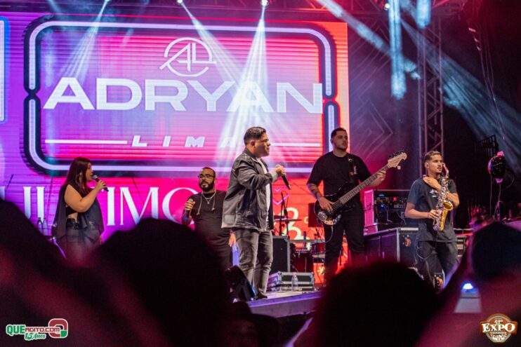 DSC_3991 Mari Fernandez leva o público ao delírio na segunda noite da Expo Teixeira 2025 245