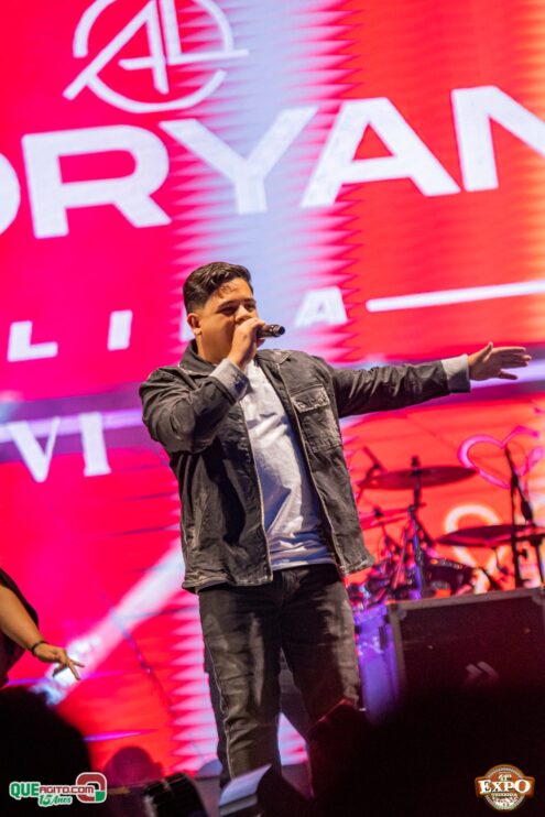 DSC_3996 Mari Fernandez leva o público ao delírio na segunda noite da Expo Teixeira 2025 249