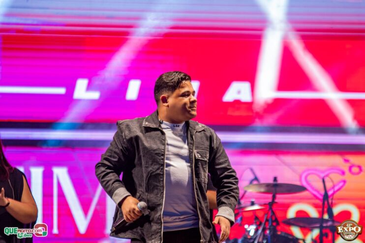 DSC_4003 Mari Fernandez leva o público ao delírio na segunda noite da Expo Teixeira 2025 256