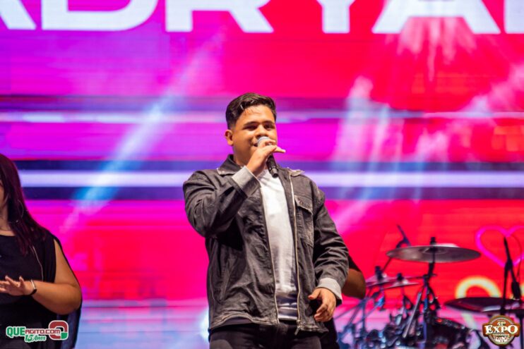 DSC_4004 Mari Fernandez leva o público ao delírio na segunda noite da Expo Teixeira 2025 257