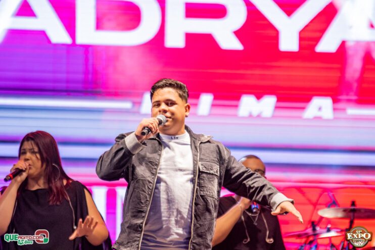 DSC_4010 Mari Fernandez leva o público ao delírio na segunda noite da Expo Teixeira 2025 262