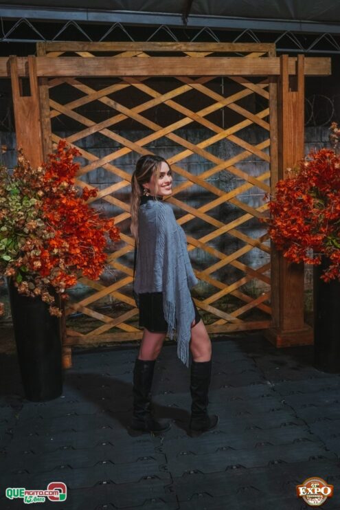 DSC_4039 Mari Fernandez leva o público ao delírio na segunda noite da Expo Teixeira 2025 284