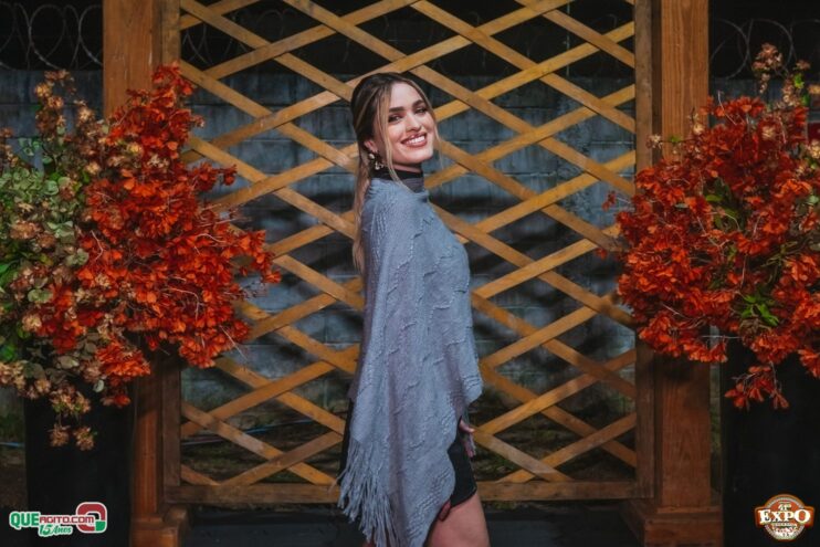 DSC_4044 Mari Fernandez leva o público ao delírio na segunda noite da Expo Teixeira 2025 287