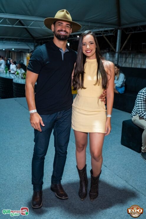 DSC_4125 Mari Fernandez leva o público ao delírio na segunda noite da Expo Teixeira 2025 338