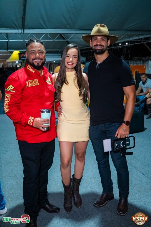 DSC_4132 Mari Fernandez leva o público ao delírio na segunda noite da Expo Teixeira 2025 343