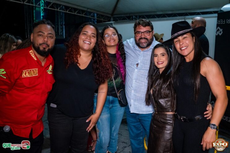 DSC_4168 Mari Fernandez leva o público ao delírio na segunda noite da Expo Teixeira 2025 695