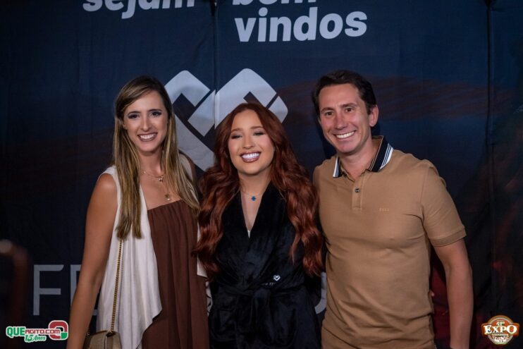 DSC_4182 Mari Fernandez leva o público ao delírio na segunda noite da Expo Teixeira 2025 702