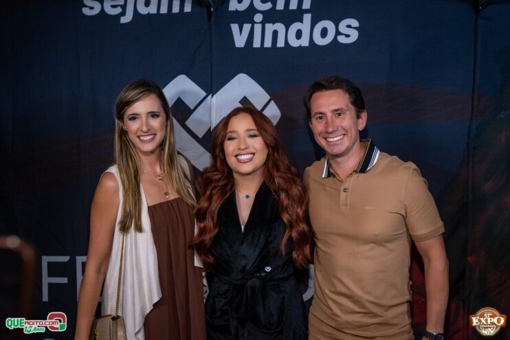 DSC_4183 Mari Fernandez leva o público ao delírio na segunda noite da Expo Teixeira 2025 703