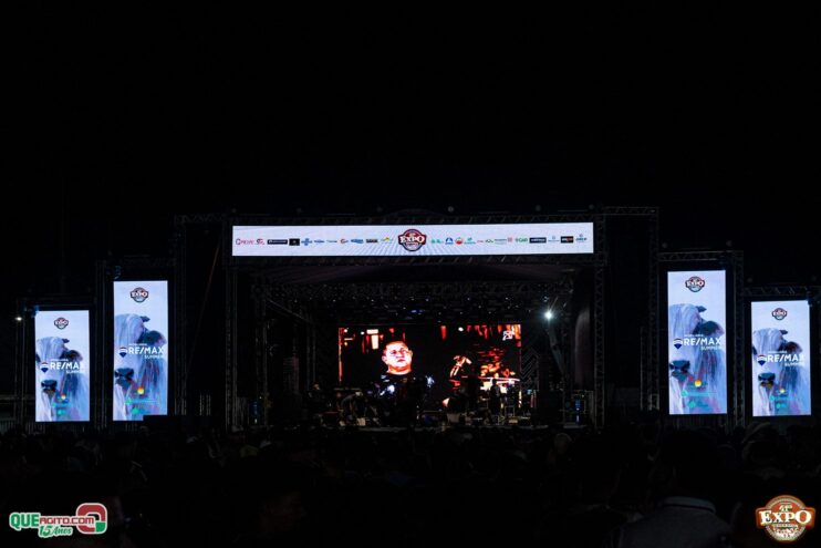 DSC_4217 Mari Fernandez leva o público ao delírio na segunda noite da Expo Teixeira 2025 723