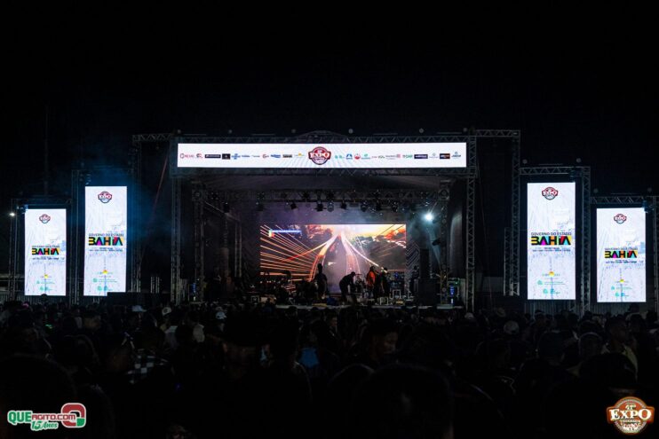 DSC_4227 Mari Fernandez leva o público ao delírio na segunda noite da Expo Teixeira 2025 730