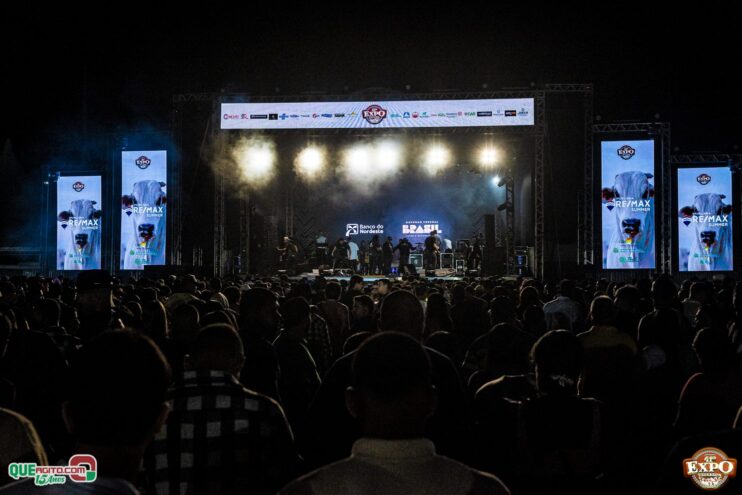 DSC_4250 Mari Fernandez leva o público ao delírio na segunda noite da Expo Teixeira 2025 746