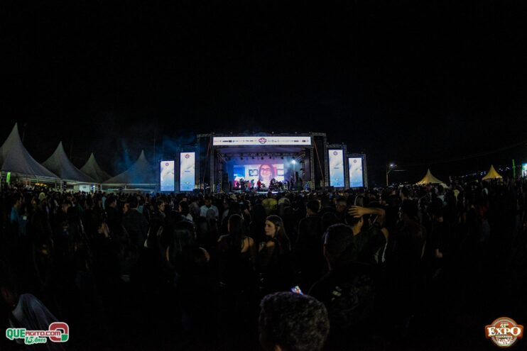 DSC_4255 Mari Fernandez leva o público ao delírio na segunda noite da Expo Teixeira 2025 748