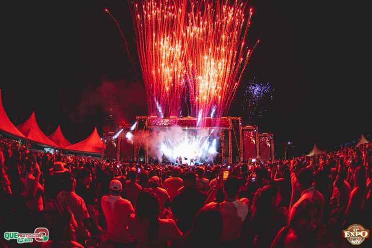 DSC_4286 Mari Fernandez leva o público ao delírio na segunda noite da Expo Teixeira 2025 765