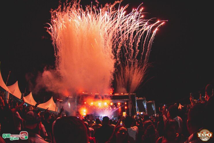 DSC_4296 Mari Fernandez leva o público ao delírio na segunda noite da Expo Teixeira 2025 768