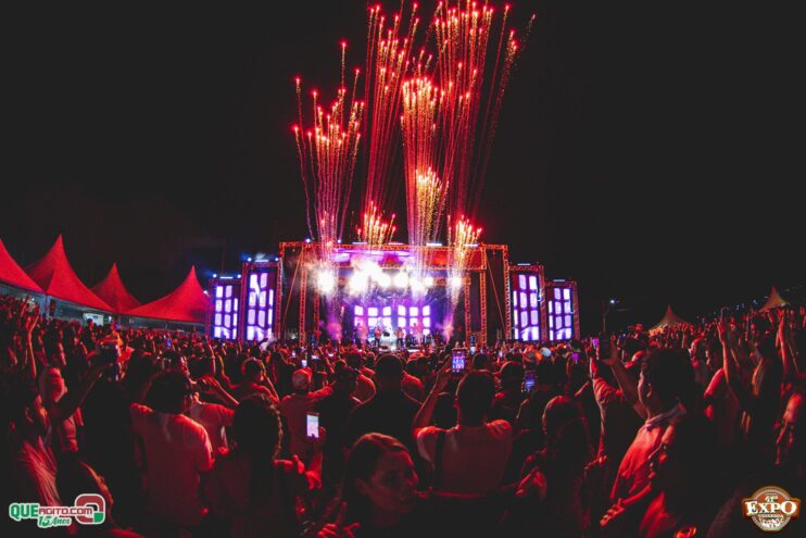 DSC_4306 Mari Fernandez leva o público ao delírio na segunda noite da Expo Teixeira 2025 774
