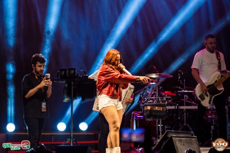 DSC_4323 Mari Fernandez leva o público ao delírio na segunda noite da Expo Teixeira 2025 782