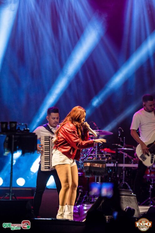 DSC_4325 Mari Fernandez leva o público ao delírio na segunda noite da Expo Teixeira 2025 783