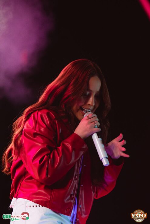 DSC_4349 Mari Fernandez leva o público ao delírio na segunda noite da Expo Teixeira 2025 790