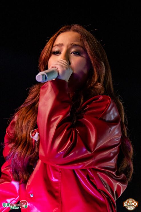 DSC_4357 Mari Fernandez leva o público ao delírio na segunda noite da Expo Teixeira 2025 795