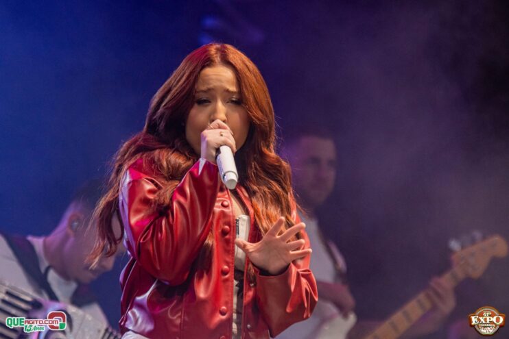 DSC_4361 Mari Fernandez leva o público ao delírio na segunda noite da Expo Teixeira 2025 798