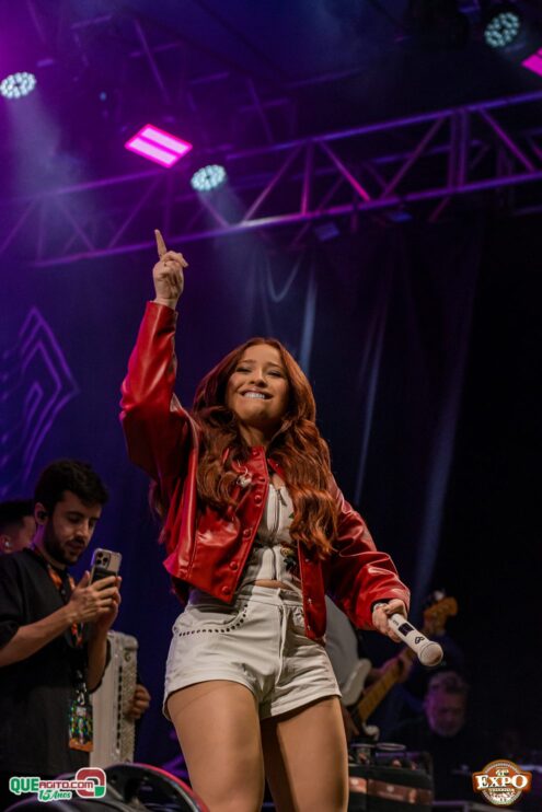 DSC_4387 Mari Fernandez leva o público ao delírio na segunda noite da Expo Teixeira 2025 813