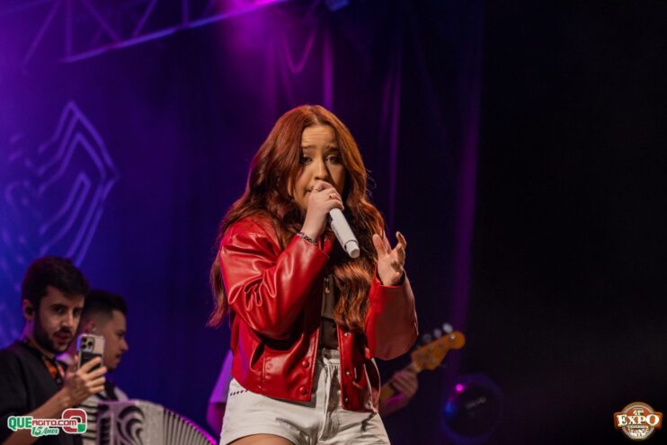 DSC_4392 Mari Fernandez leva o público ao delírio na segunda noite da Expo Teixeira 2025 817