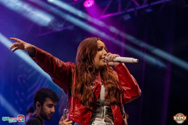 DSC_4404 Mari Fernandez leva o público ao delírio na segunda noite da Expo Teixeira 2025 825