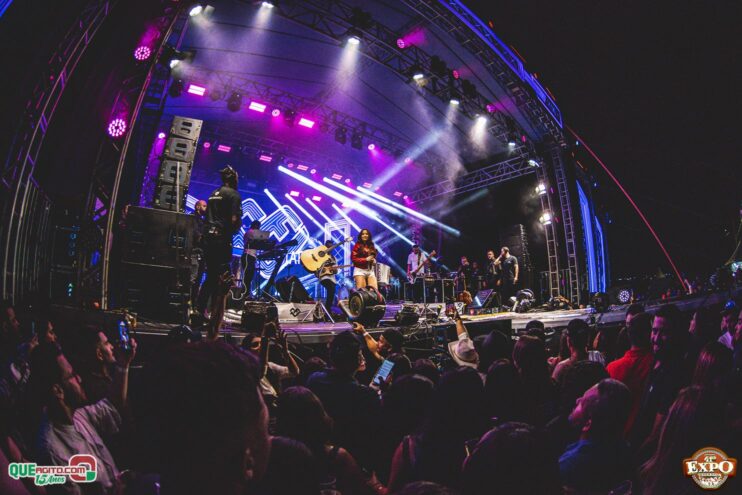 DSC_4422 Mari Fernandez leva o público ao delírio na segunda noite da Expo Teixeira 2025 832