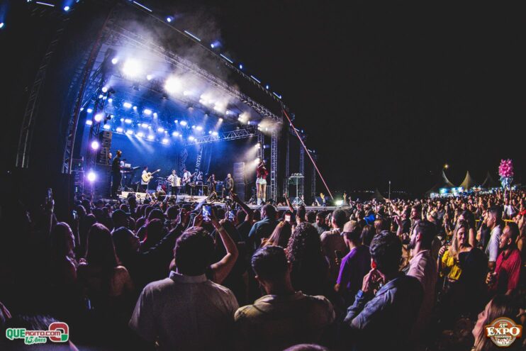 DSC_4435 Mari Fernandez leva o público ao delírio na segunda noite da Expo Teixeira 2025 840