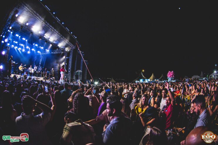 DSC_4438 Mari Fernandez leva o público ao delírio na segunda noite da Expo Teixeira 2025 843