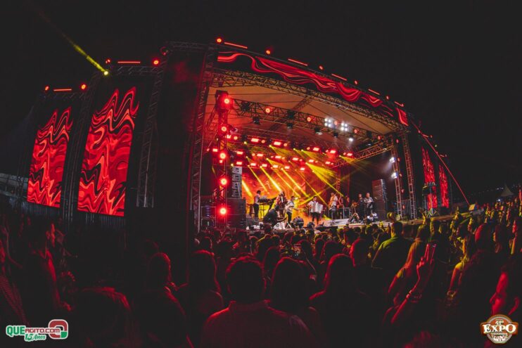 DSC_4455 Mari Fernandez leva o público ao delírio na segunda noite da Expo Teixeira 2025 857