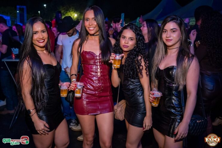 DSC_4462 Mari Fernandez leva o público ao delírio na segunda noite da Expo Teixeira 2025 862