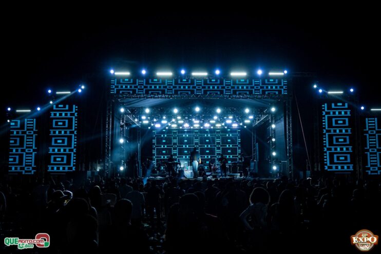 DSC_4548 Mari Fernandez leva o público ao delírio na segunda noite da Expo Teixeira 2025 925