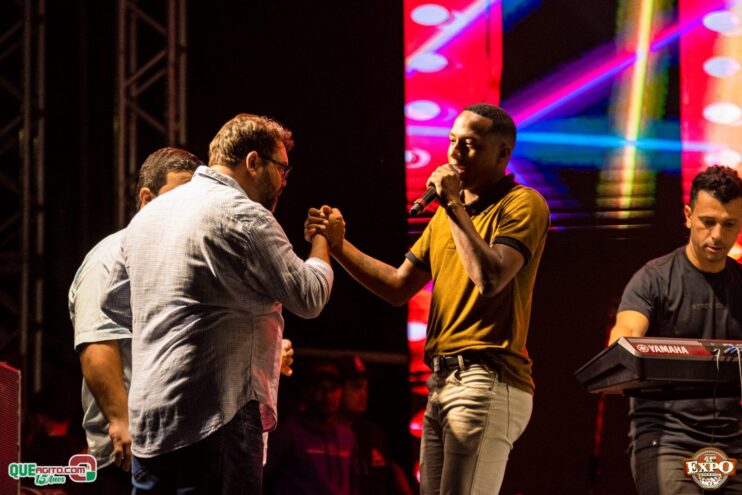 DSC_4583 Mari Fernandez leva o público ao delírio na segunda noite da Expo Teixeira 2025 935