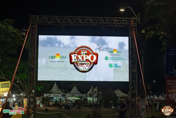 Danilo e Davi, Sinho Ferrary e Kaelzinho Ferraz agitam a terceira noite da Expo Teixeira 2025 19