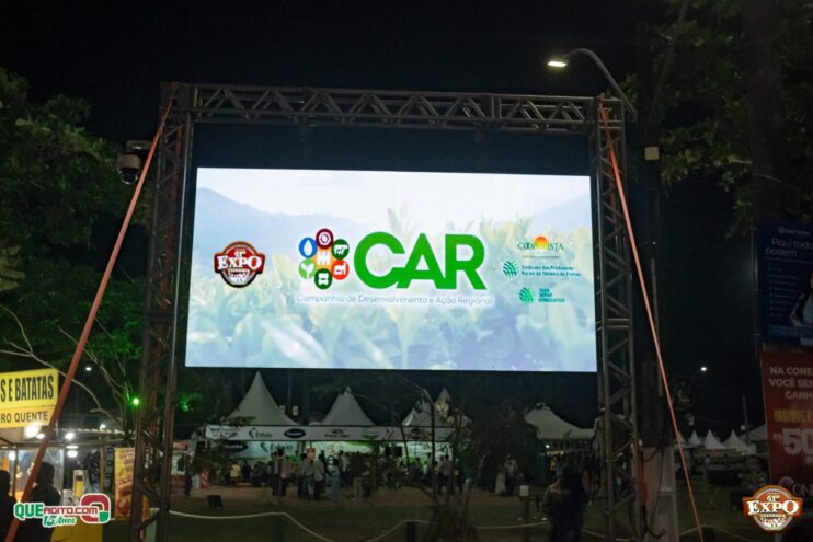 Danilo e Davi, Sinho Ferrary e Kaelzinho Ferraz agitam a terceira noite da Expo Teixeira 2025 21