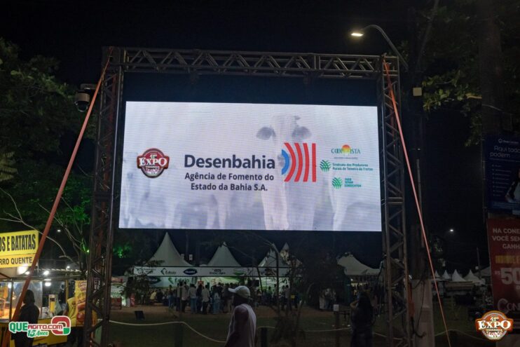 Danilo e Davi, Sinho Ferrary e Kaelzinho Ferraz agitam a terceira noite da Expo Teixeira 2025 22