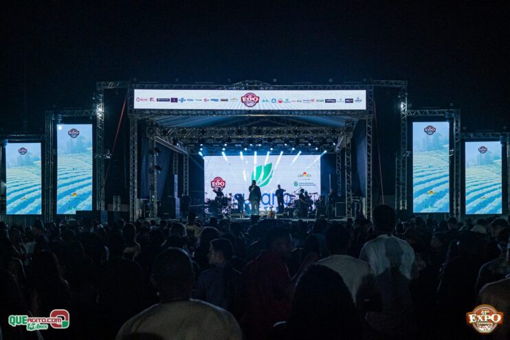 Danilo e Davi, Sinho Ferrary e Kaelzinho Ferraz agitam a terceira noite da Expo Teixeira 2025 89