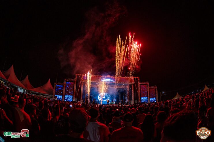 Danilo e Davi, Sinho Ferrary e Kaelzinho Ferraz agitam a terceira noite da Expo Teixeira 2025 179