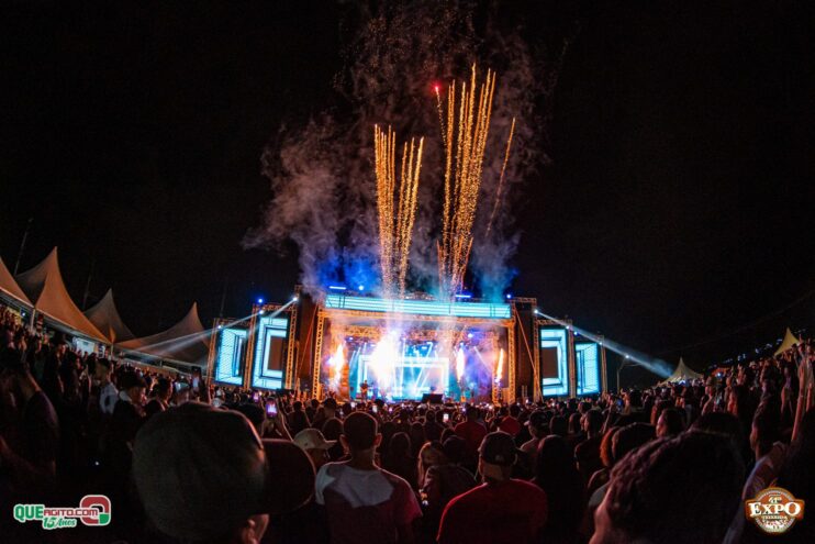 Danilo e Davi, Sinho Ferrary e Kaelzinho Ferraz agitam a terceira noite da Expo Teixeira 2025 183