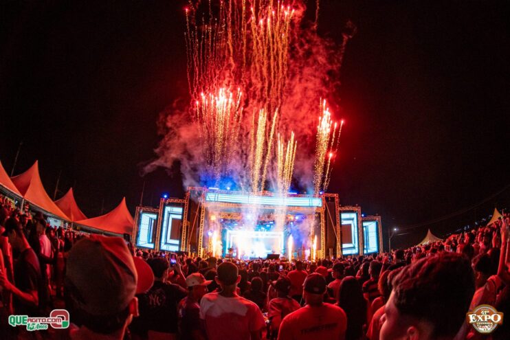 Danilo e Davi, Sinho Ferrary e Kaelzinho Ferraz agitam a terceira noite da Expo Teixeira 2025 184