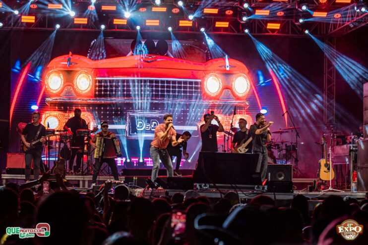 Danilo e Davi, Sinho Ferrary e Kaelzinho Ferraz agitam a terceira noite da Expo Teixeira 2025 191