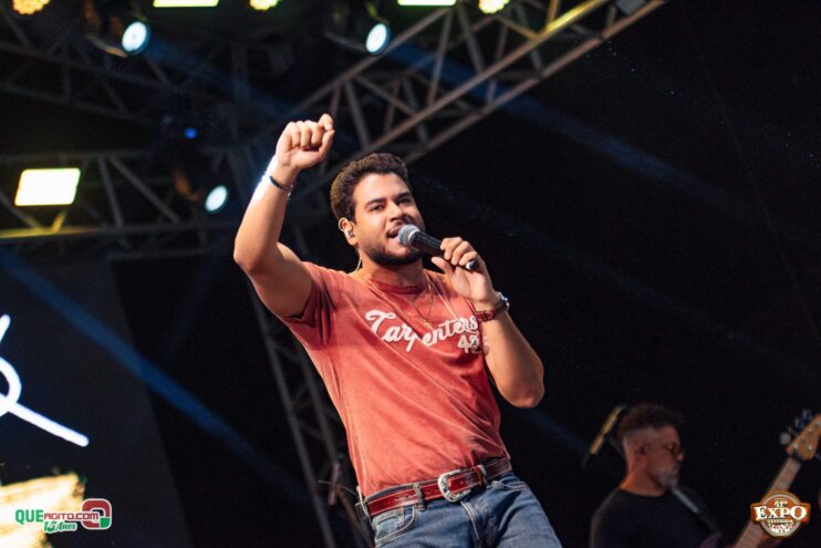 Danilo e Davi, Sinho Ferrary e Kaelzinho Ferraz agitam a terceira noite da Expo Teixeira 2025 209