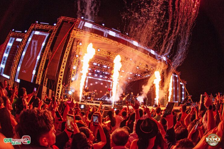 Danilo e Davi, Sinho Ferrary e Kaelzinho Ferraz agitam a terceira noite da Expo Teixeira 2025 219
