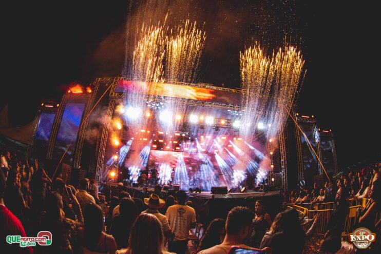 Danilo e Davi, Sinho Ferrary e Kaelzinho Ferraz agitam a terceira noite da Expo Teixeira 2025 248