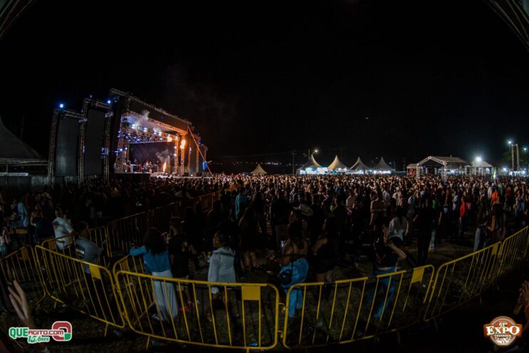 Danilo e Davi, Sinho Ferrary e Kaelzinho Ferraz agitam a terceira noite da Expo Teixeira 2025 272