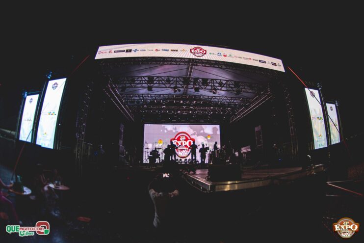 Samba Jr e Balada VIP fecham com chave de ouro a Expo Teixeira 2025 76