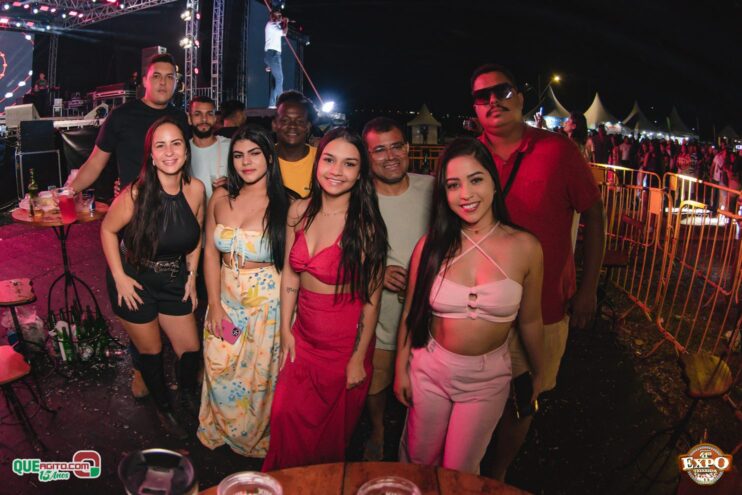 Samba Jr e Balada VIP fecham com chave de ouro a Expo Teixeira 2025 247