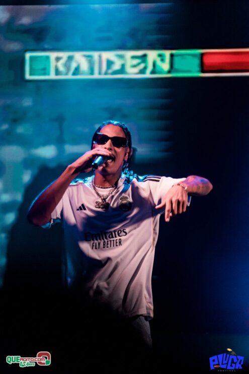 DSC_8398 MC Cabelinho encerra o Pluga Week Festival 2025 com show eletrizante em Porto Seguro 798